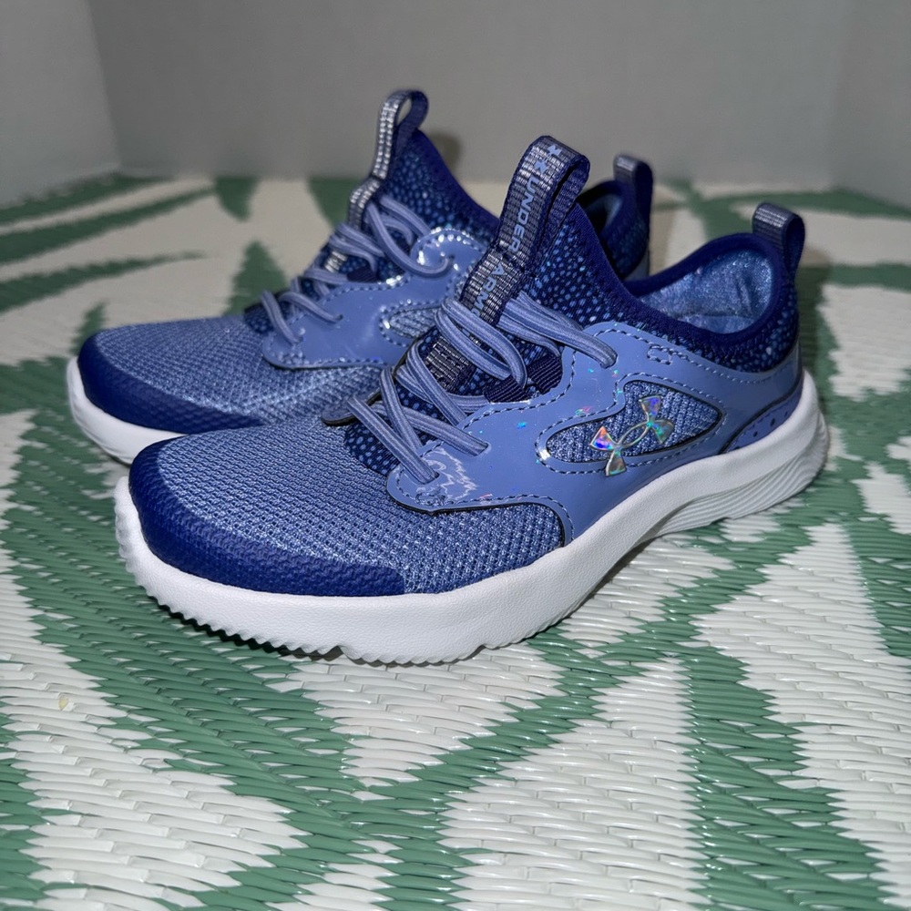 Under Armour Infinity 2.0 Blue Sneakers. Never Worn.